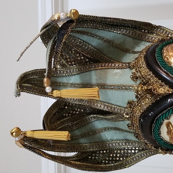 This MASK is striking, Great for Mardi Gras (has a little weight to it) - Picture 5 of 9